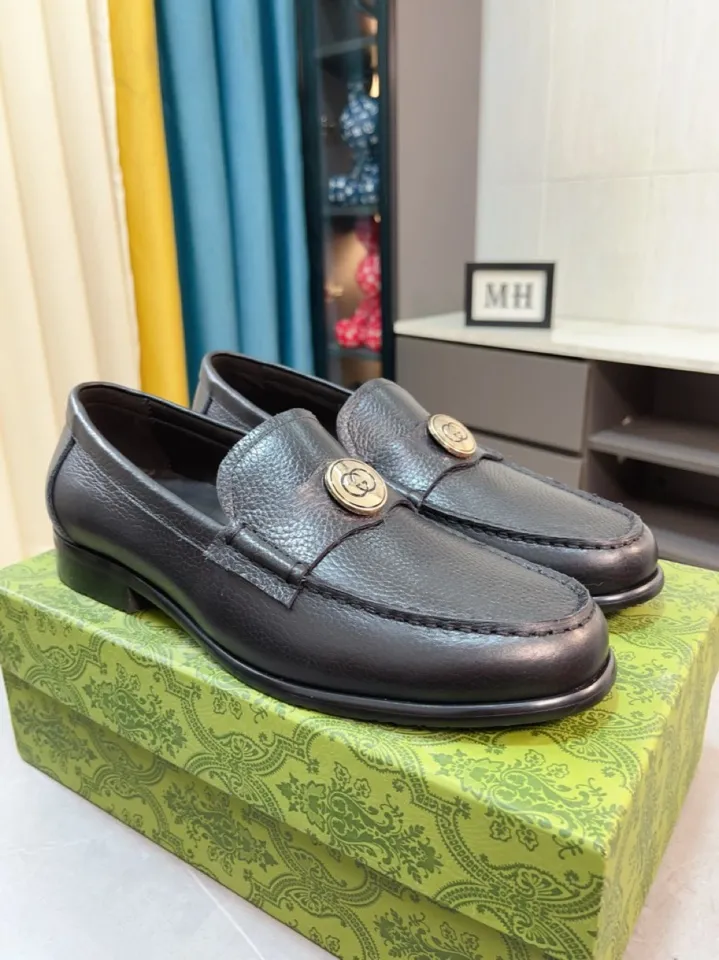Men's shoes 💰500🌹🌹Niuli [GUCCI Gucci] A new style of formal men's leather shoes is coming~ The original quality upper is made of patent leather imported from Italy, the leather is soft and delicate, comfortable and soft first-layer cowhide lining, rubber wear-resistant outsole, the shoe shape is dignified and domineering, and the luxury charm cannot be concealed! The natural and free nouveau riche leads the trend. Code number: 38-44